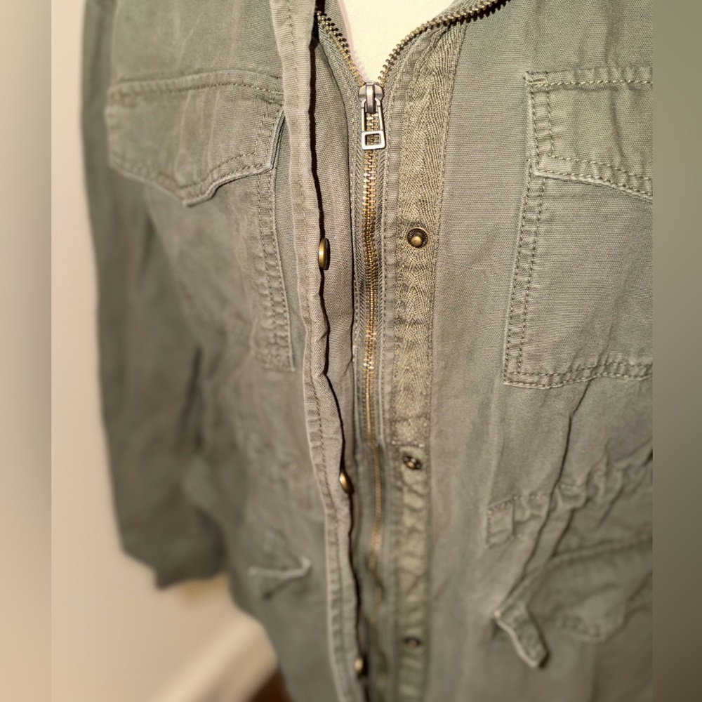 Universal Thread Sage Green Jacket - image 3